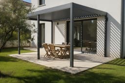 La même terrasse couverte par une pergola bioclimatique aluminium anthracite, rendu InSito